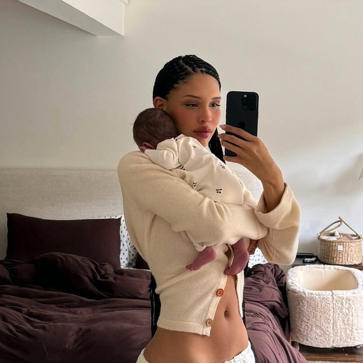 The Nara Smith Controversy: How Your Body “Bounces Back” After Child Birth